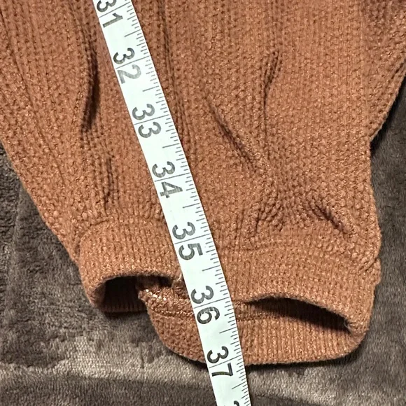 Aerie Traveler Brown Waffle Cargo Joggers - Picture 9 of 11